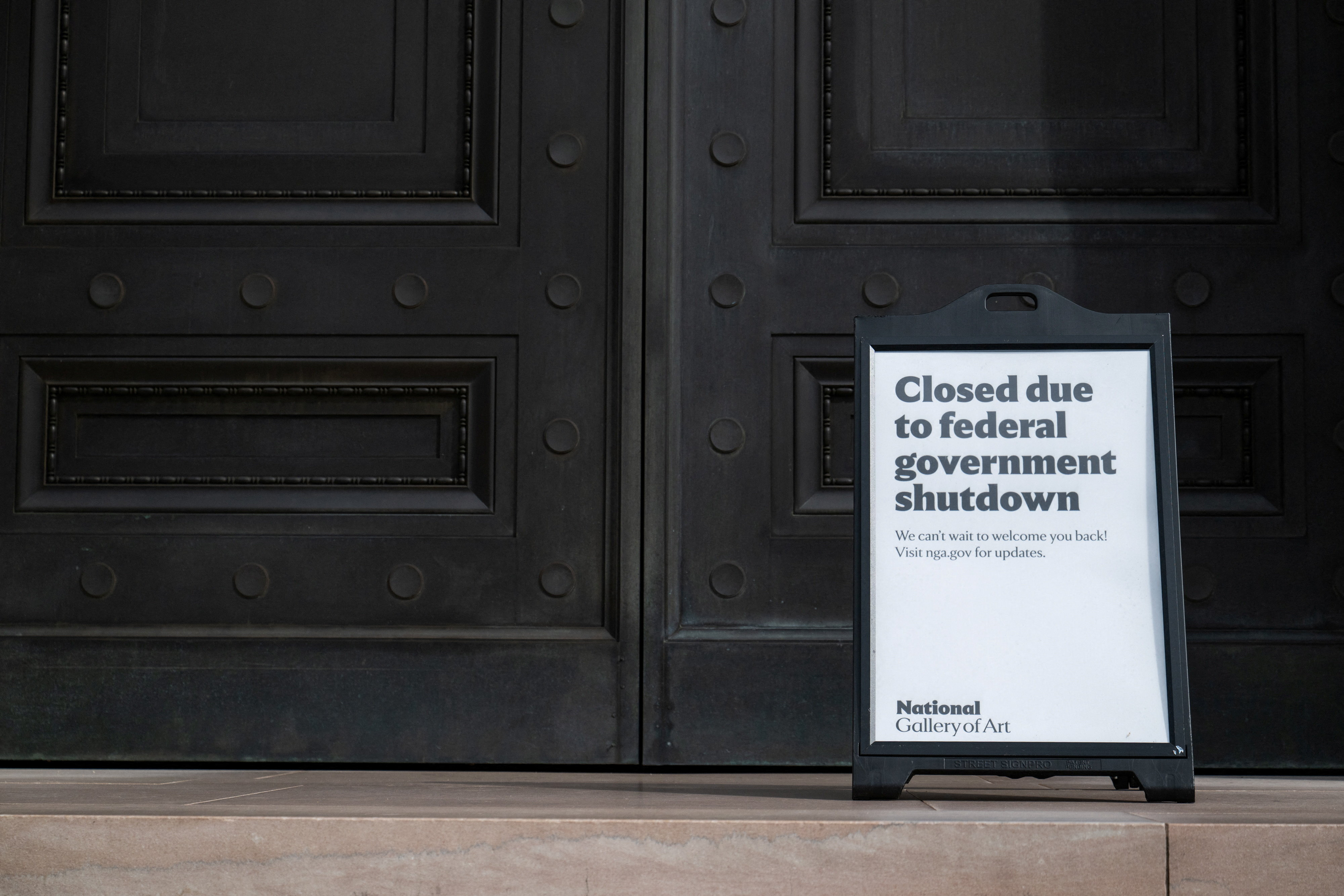 US Federal government shutdown grinds into its second week, but quiet talks emerging