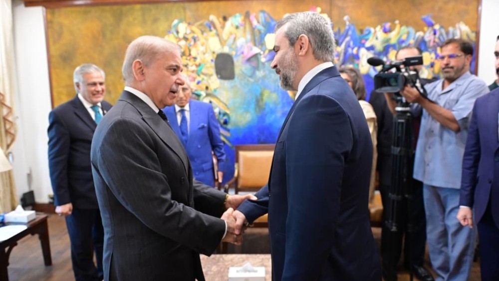 Pakistan, Syria reset ties after 19 years as Al-Shaibani rebuffs Israel