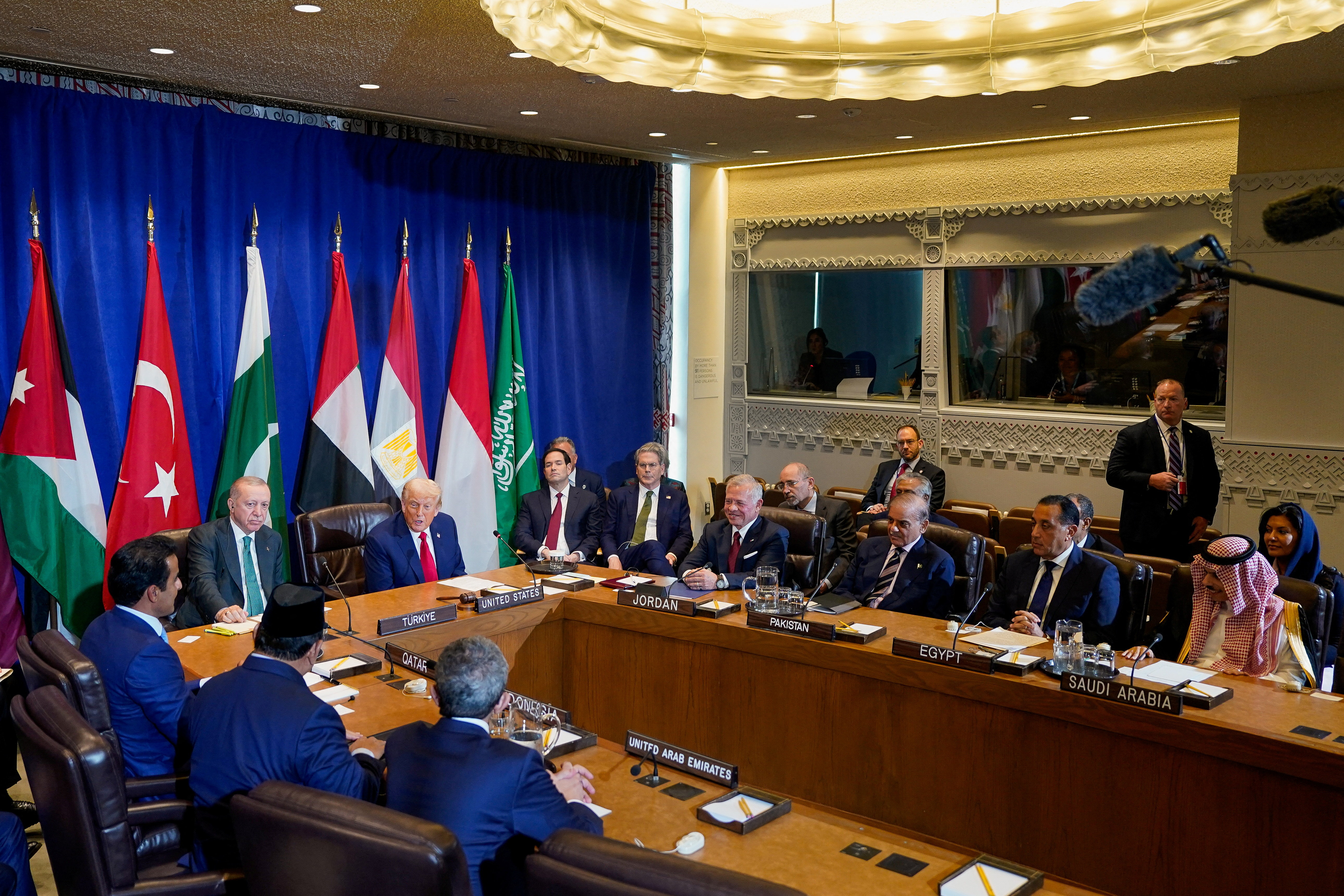 Trump presents 21-point Gaza peace plan to leaders of Muslim majority countries