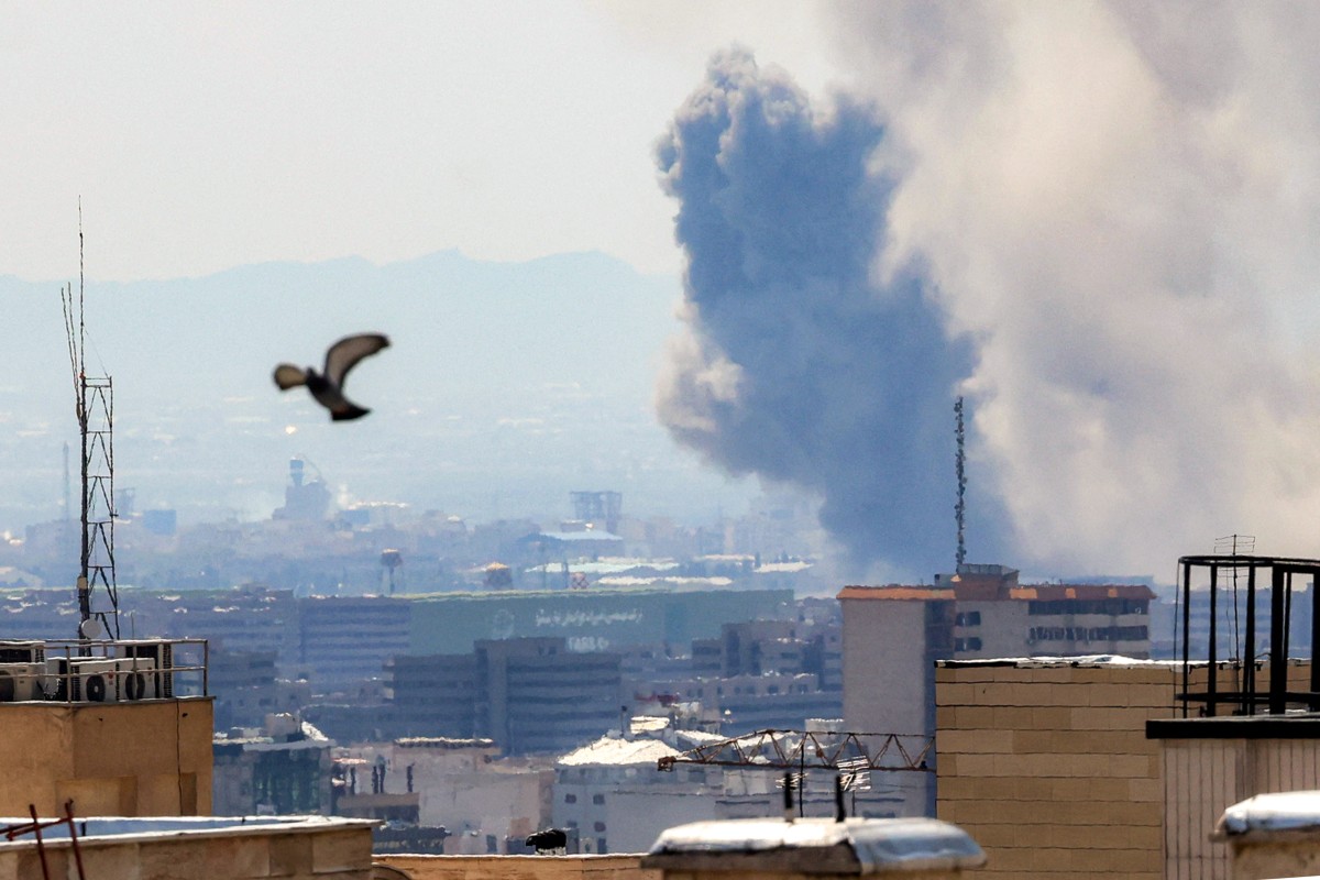 LIVE: White House denies considering nuclear strikes on Iran