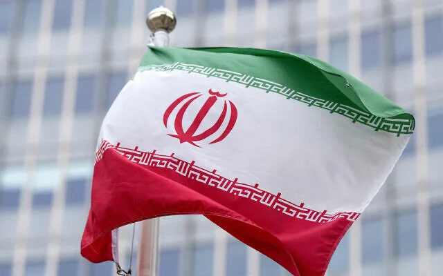 Iran says ready for nuclear compromise if US lifts sanctions