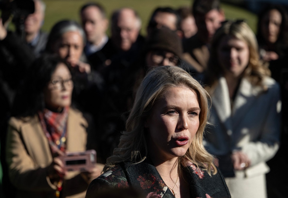 US may carry out air strikes on Iran: White House