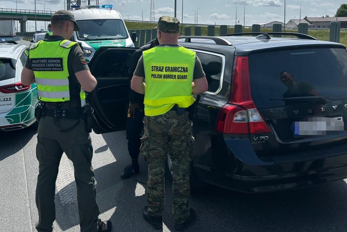 Poland detains illegal Afghan migrants