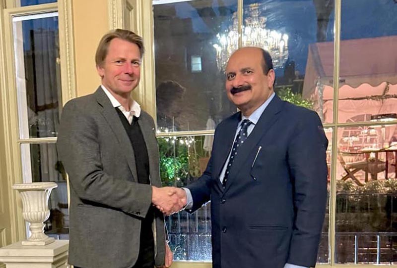 Pakistan pitches esports as youth career path in high-level UK talks