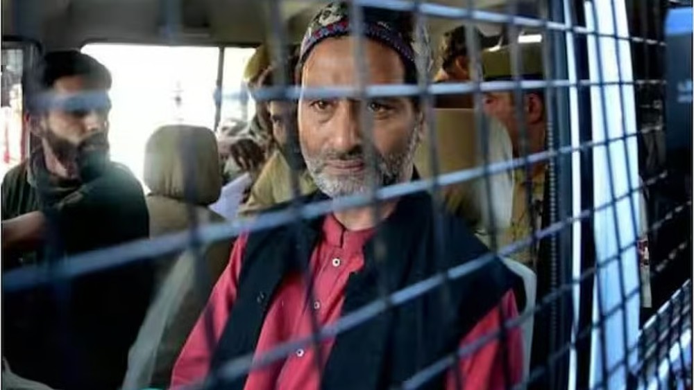 Surrendering legal recourse, Yasin Malik seeks death penalty for self