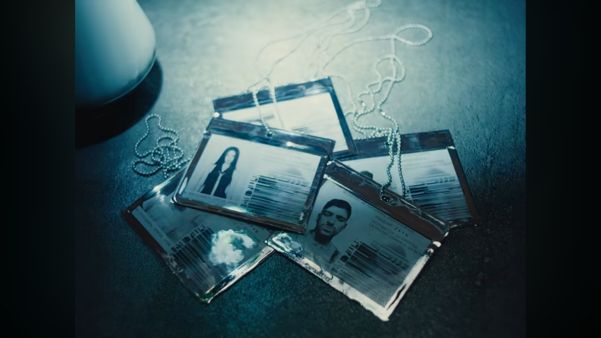 Interstellar personnel identification (Screenshot from the music video 