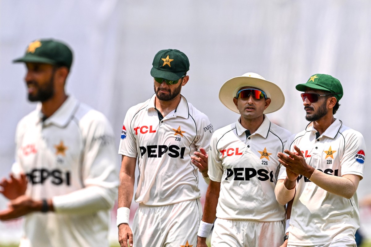 Abbas takes five wickets to put Pakistan ahead in Bangladesh Test