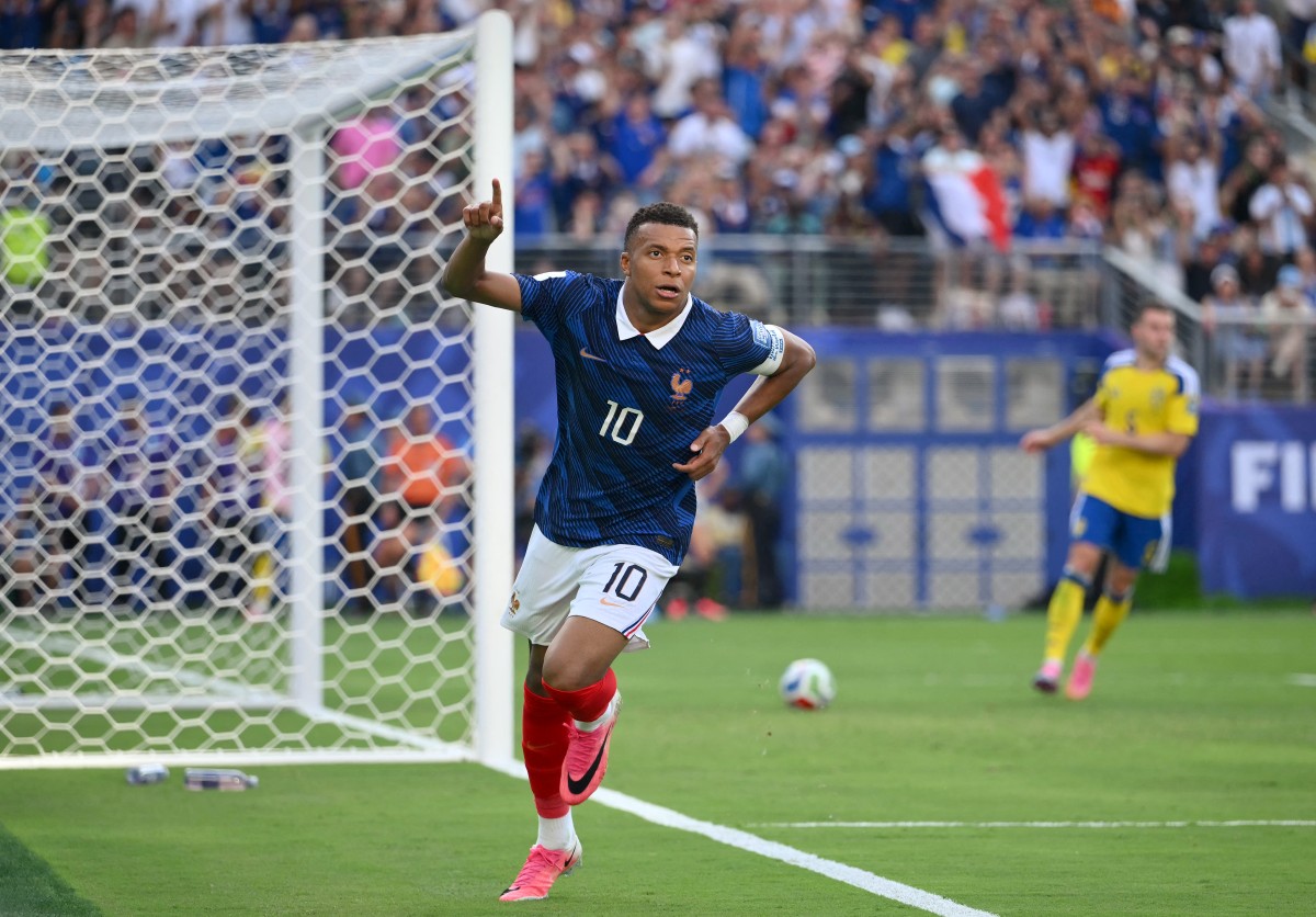 Mbappe fires France into World Cup last 16, Norway advance