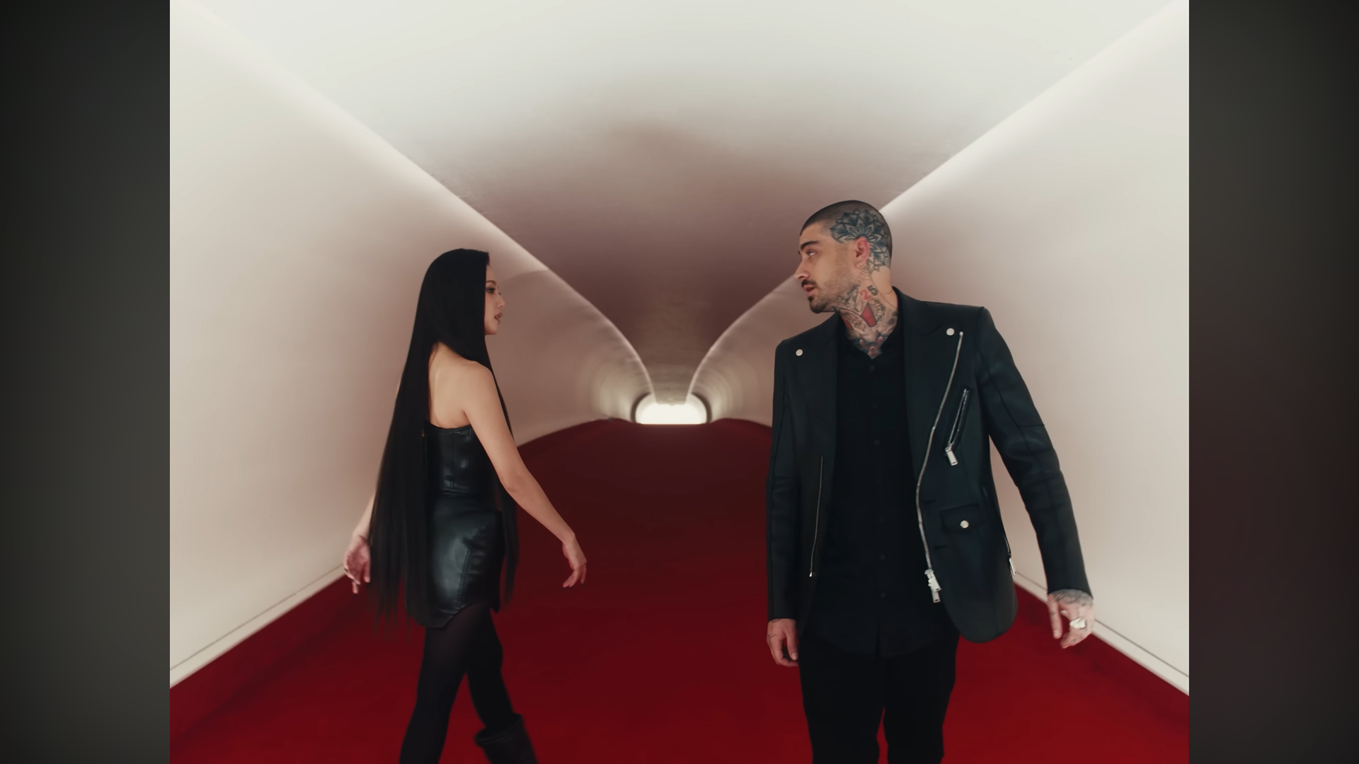 Jisoo and Zayn's galactic 