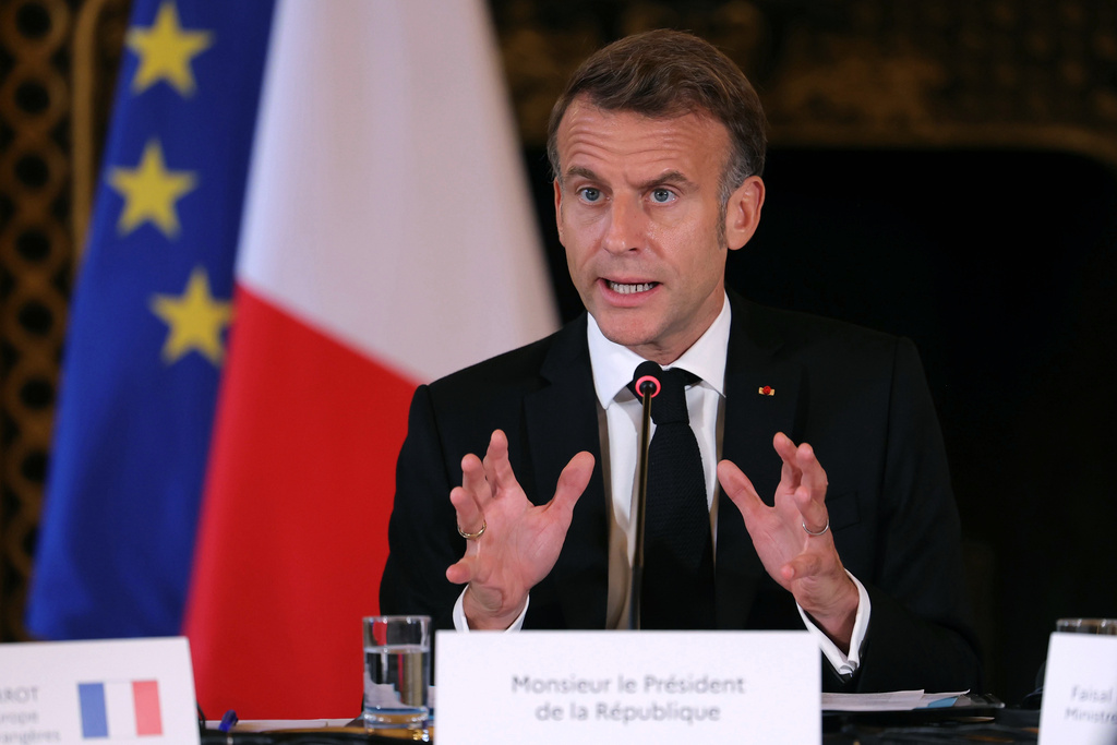 France's President Emmanuel Macron speaks during a meeting with European and Arab foreign ministers at the foreign ministry in Paris, France, Thursday, Oct. 9, 2025. (Thomas Samson, Pool Photo via AP)