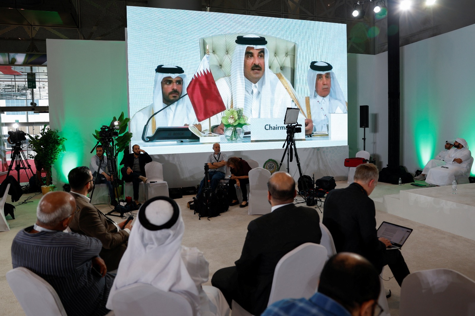 Arab, Muslim leaders demand review of ties with Israel after Qatar airstrike